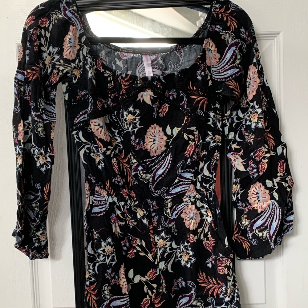 Spring Romper - Picture 2 of 3